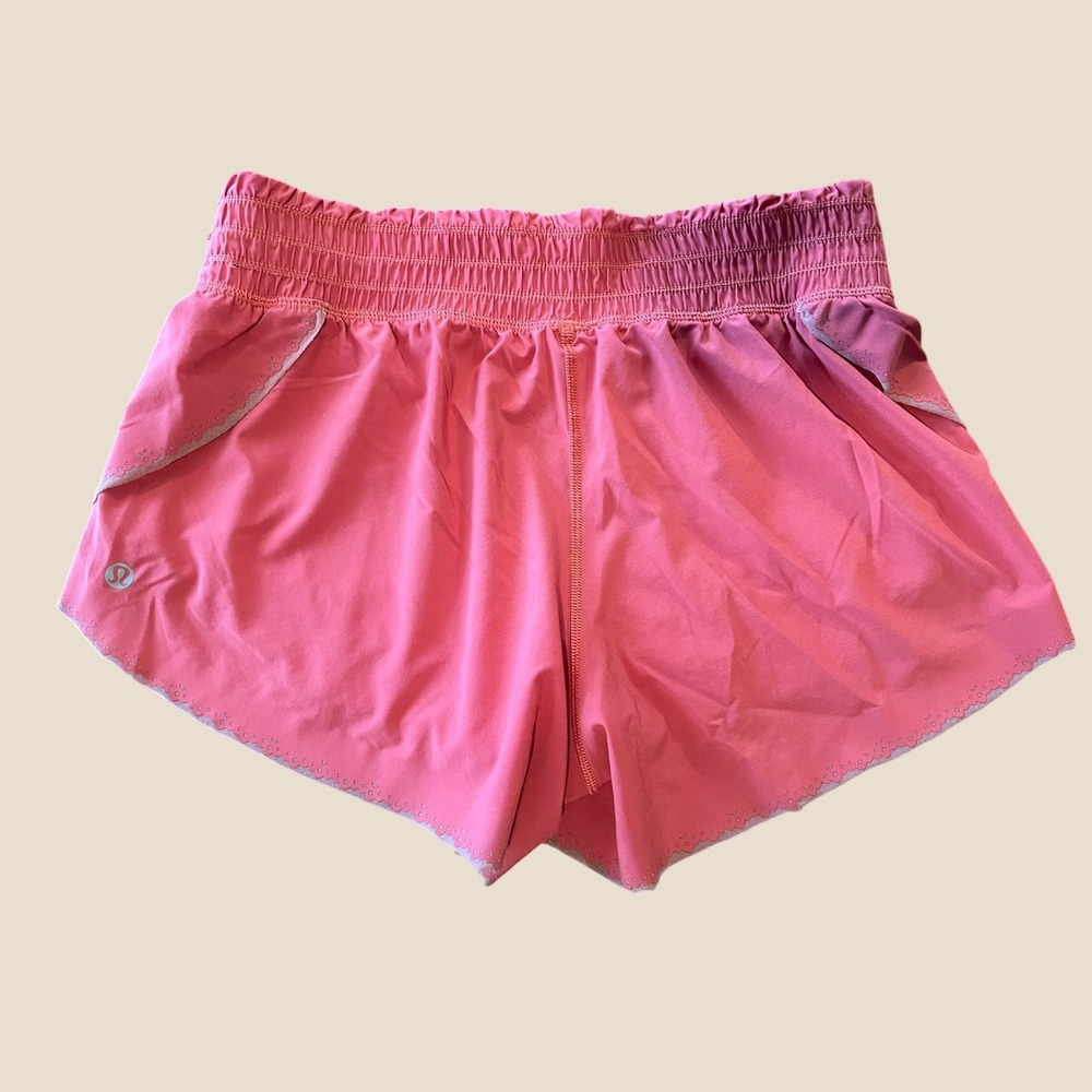 Lululemon Scalloped Running Shorts Women 4 Pink Laser Cut 1664